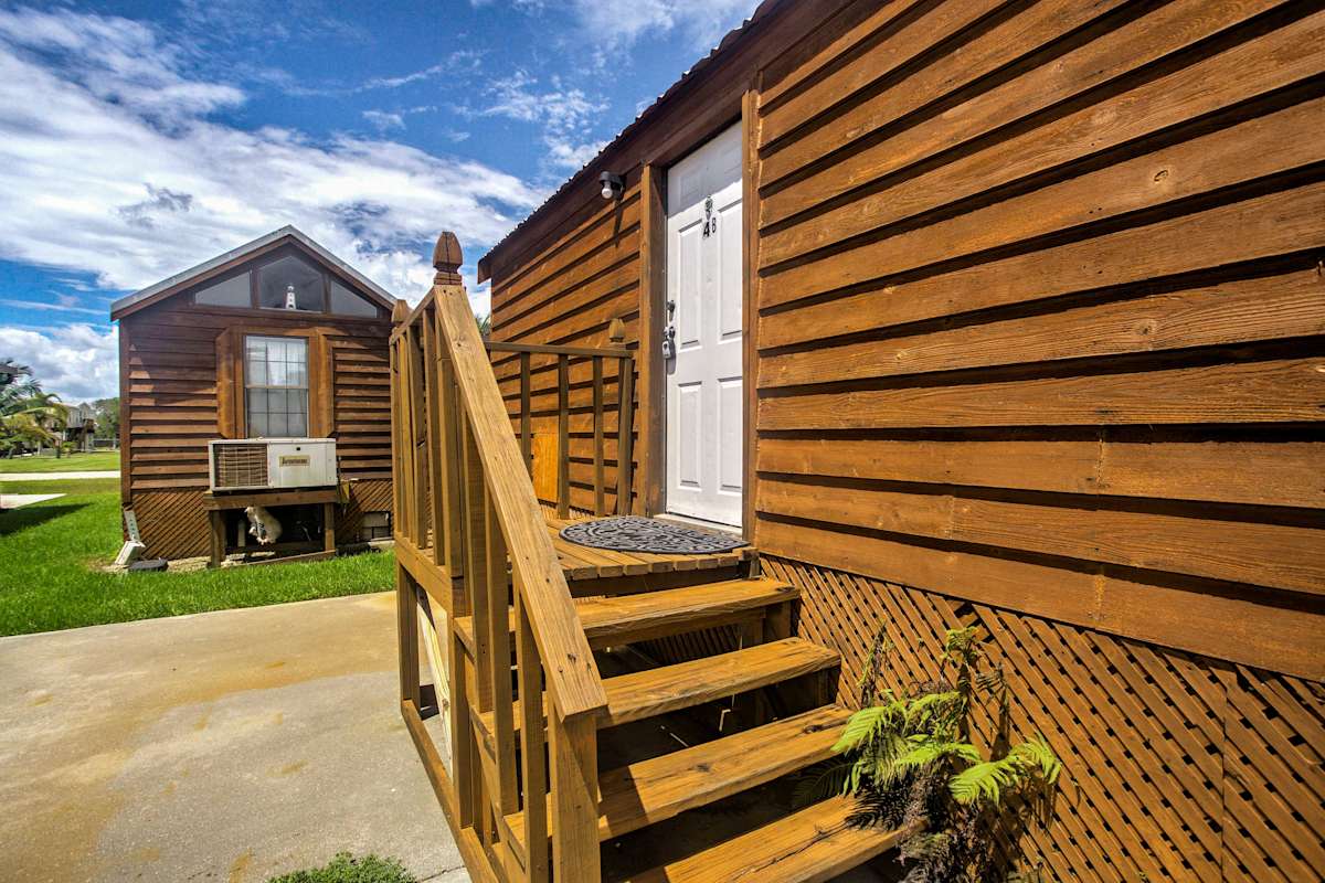 Cozy Everglades City Studio Cabin Steps To Bay