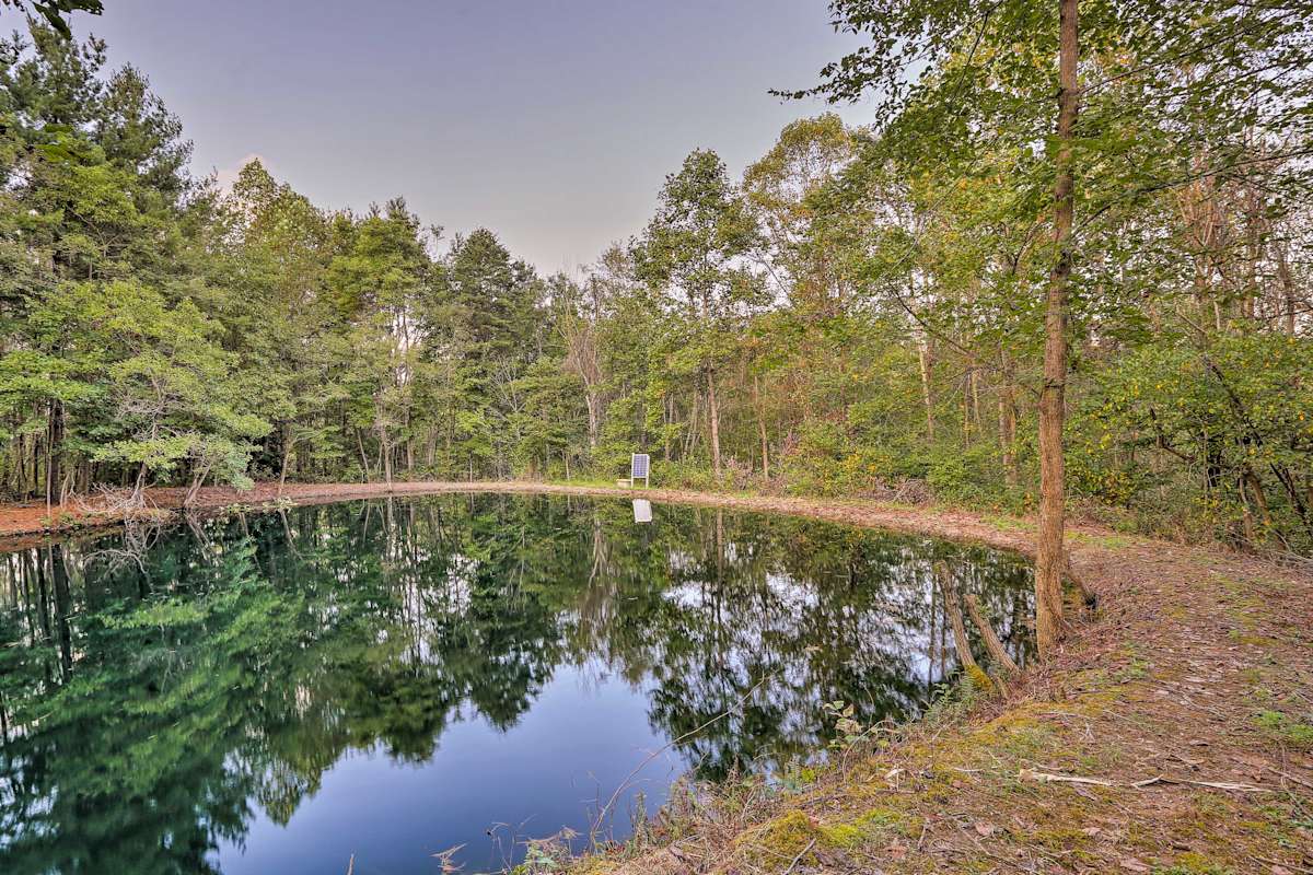 Cozy Cabin W Deck Hot Tub Pond By Hocking Hills