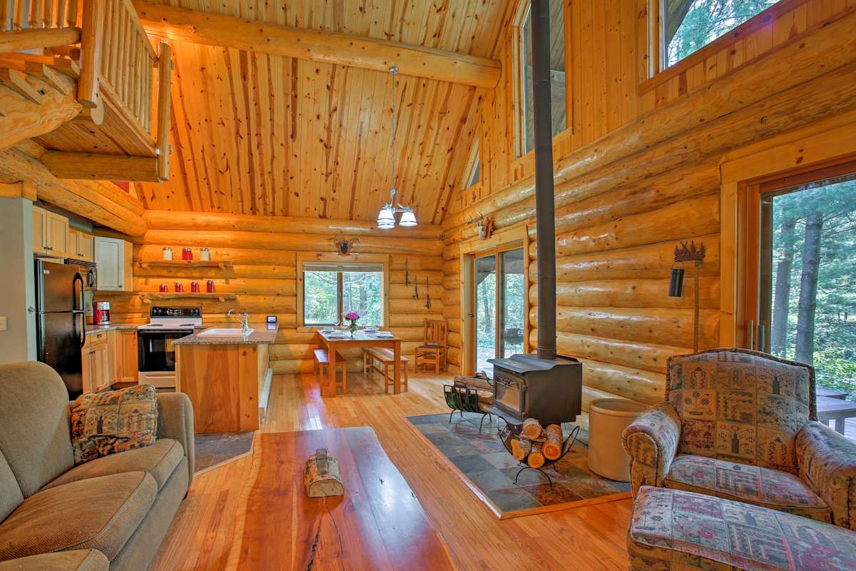 Secluded Log Cabin In Nw Michigan W Fire Pit Deck
