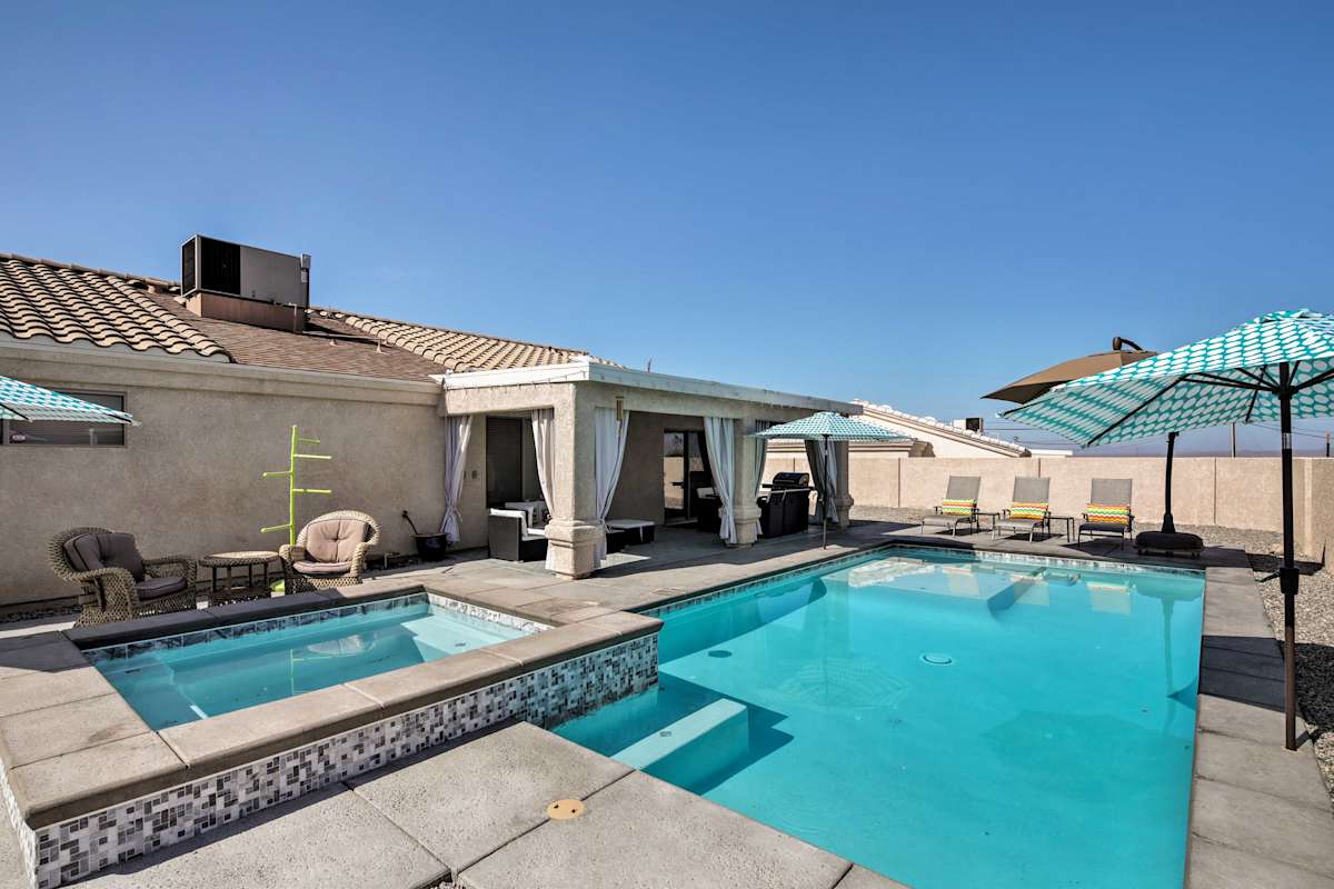 Central Lake Havasu City House Grill Pool Table