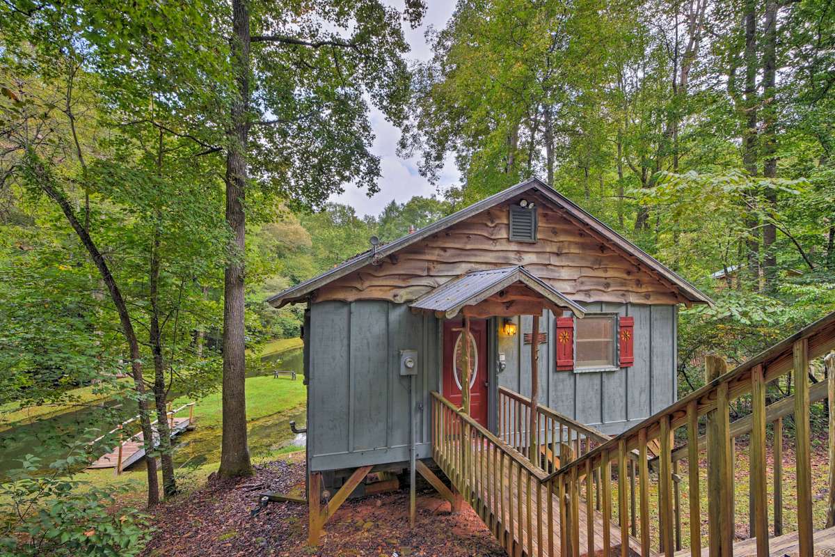 Secluded Peaceful Family Retreat W Hot Tub