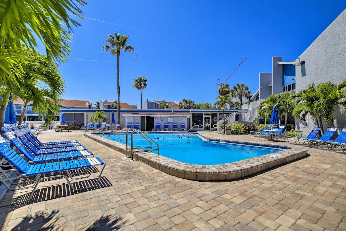 Modern Maderia Beach Condo w/ Pool: Walk to Beach!