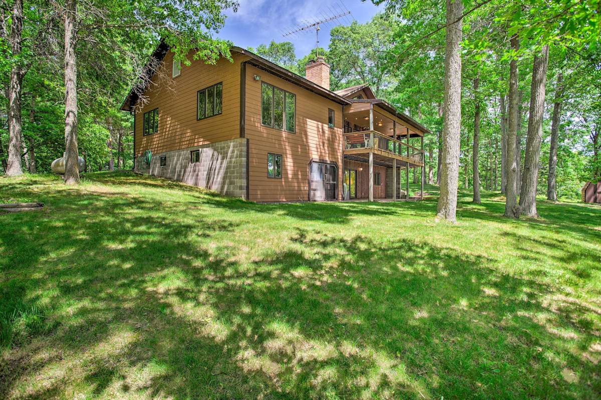 Waterfront Cabin w/Deck, Dock on Spooner Lake