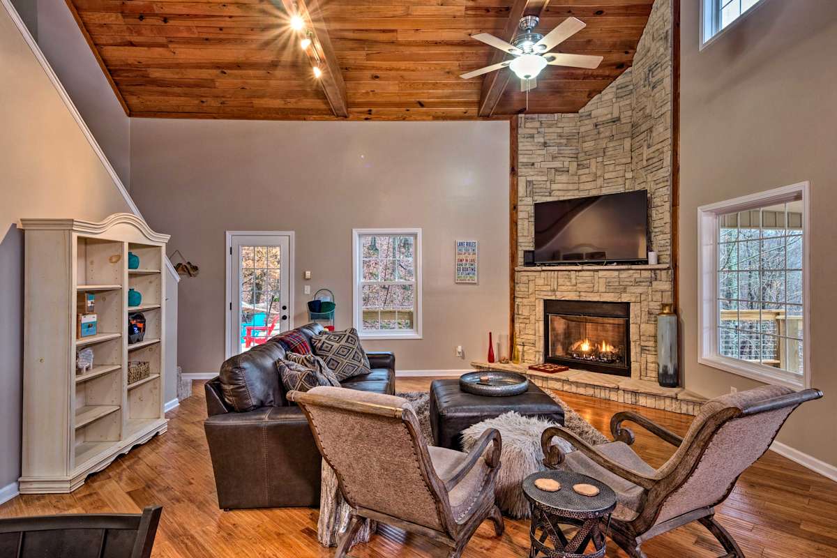 Nolin Lake Retreat W Lake Views Near Mammoth Cave