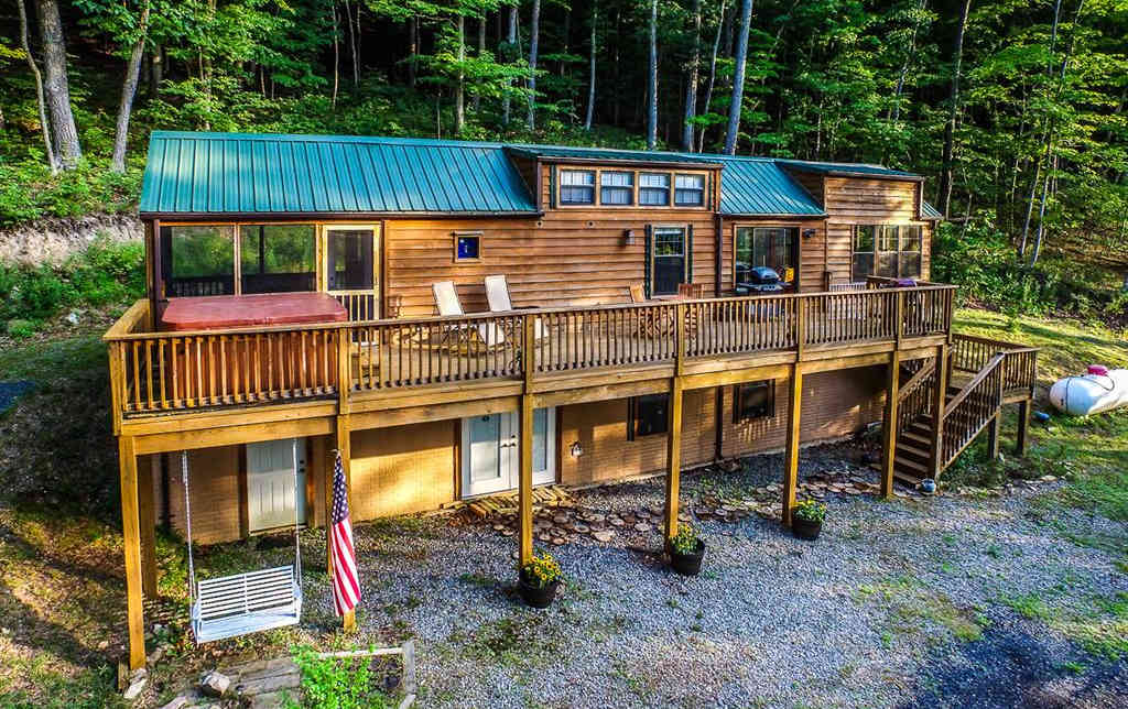 Springfield Family Cabin W Hot Tub Lake Access