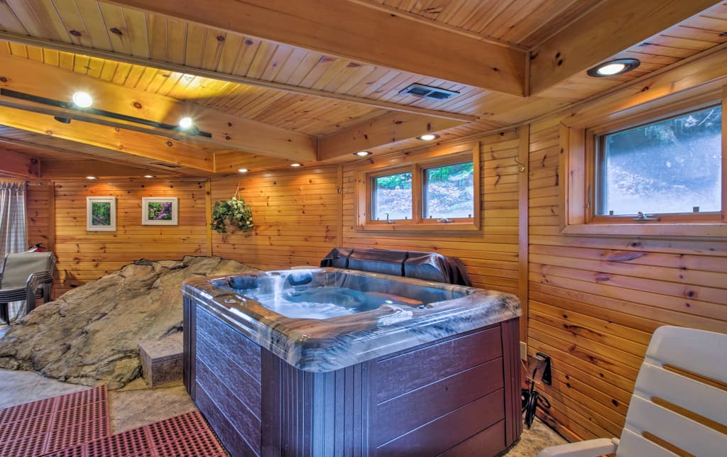 Unique Beech Mountain Home W Indoor Hot Tub View