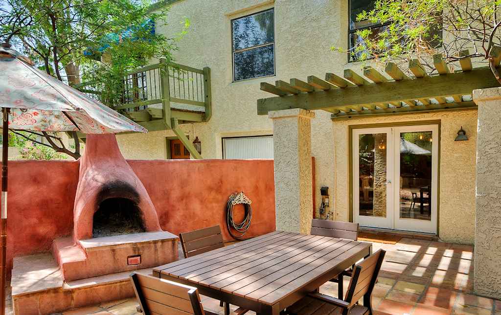2br Ahwatukee Home W Backyard Outdoor Fireplace
