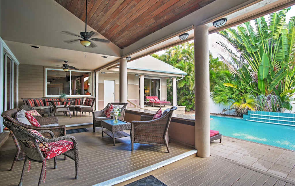 Large Pompano Home Wpool 1 Block To Private Beach