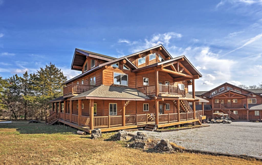 Spacious Shell Knob Cabin Across From The Lake