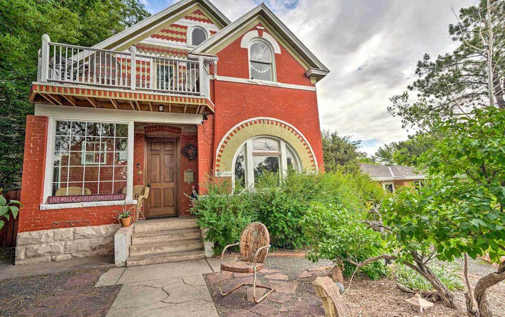 Central Colorado Springs Home W Alluring Backyard