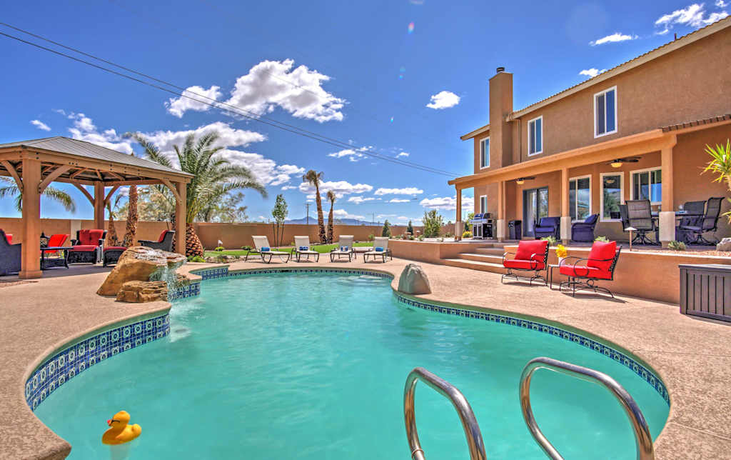 Las Vegas Home On 1 2 Acre W Pool 10 Min To Strip