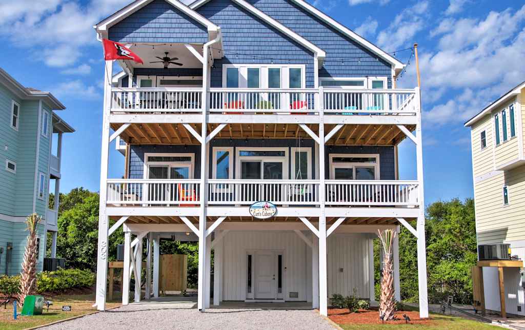 For Rent Tiny Container Houses By The Beach Coastal Living