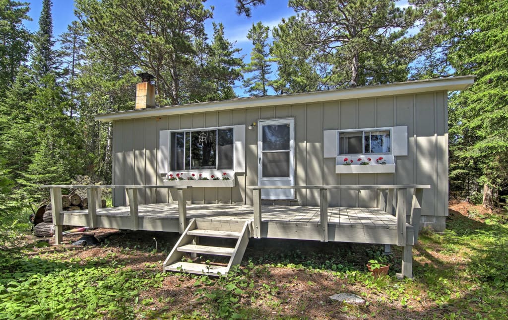 Rustic De Tour Village Cabin W Deck On Lake Huron