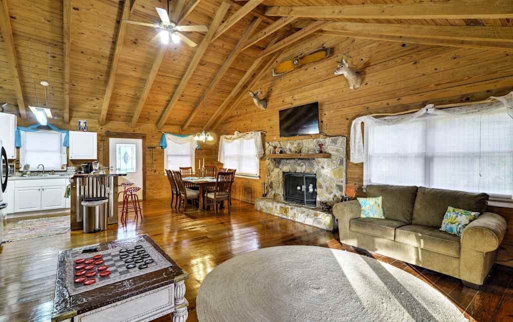 Unique Canalfront Homosassa Log Cabin W Hot Tub