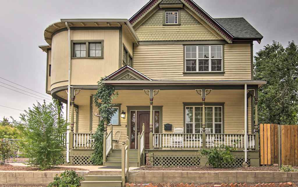 Charming Colorado Springs Home W Yard In Downtown