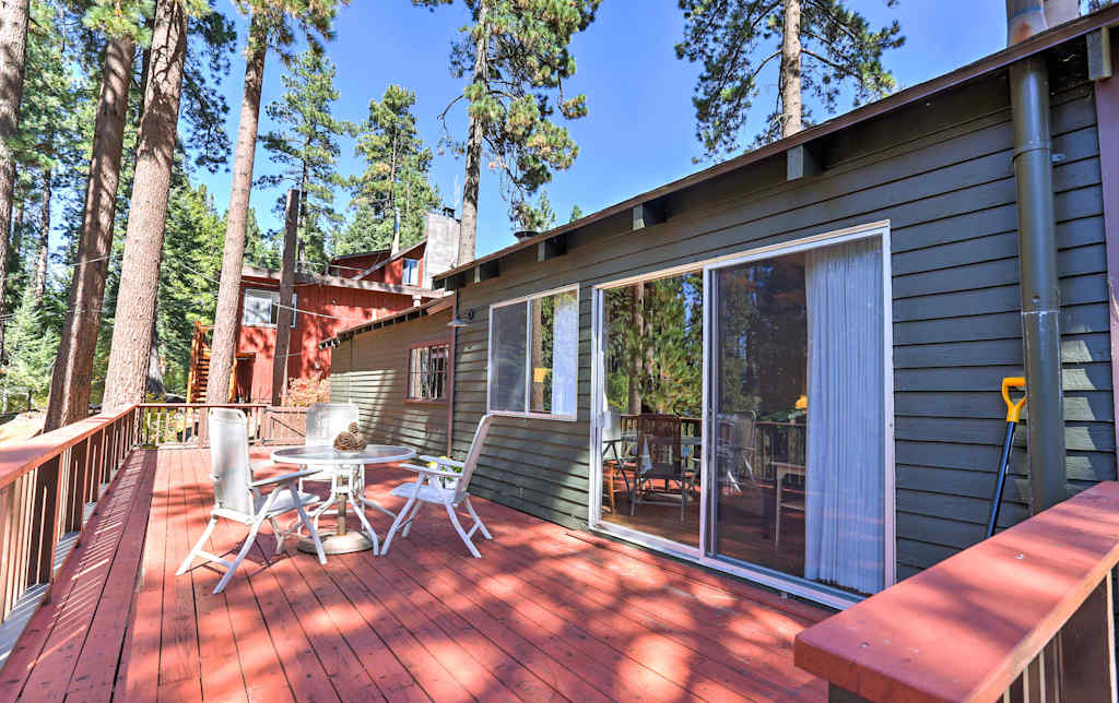 Glenbrook Cabin W Porch Close To Lake Tahoe