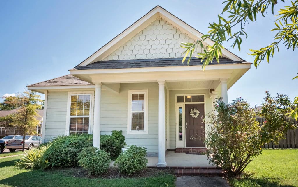 Charming Memphis House In The Heart Of Downtown