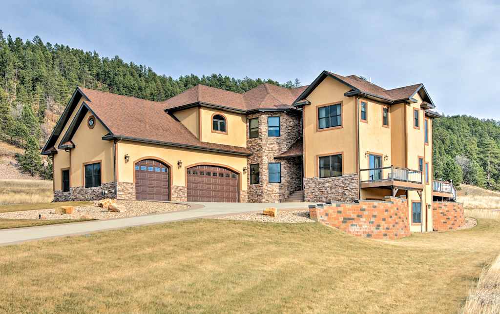 Great 5br Deadwood Area Home W Hot Tub Game Room