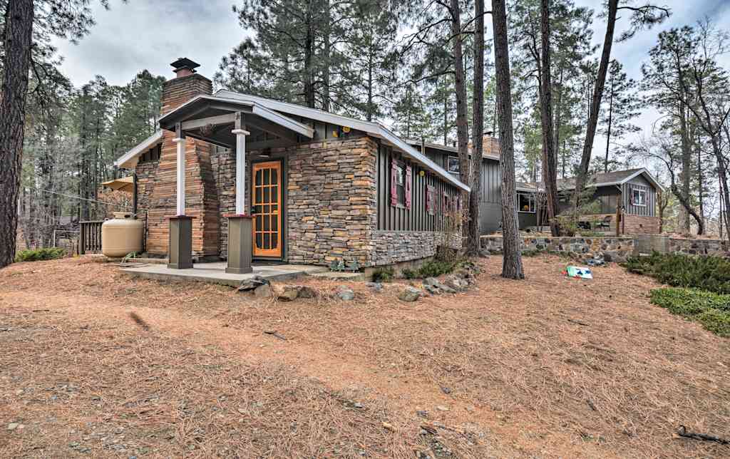 Peaceful Tiny House On 1 25 Acres W Fire Pit