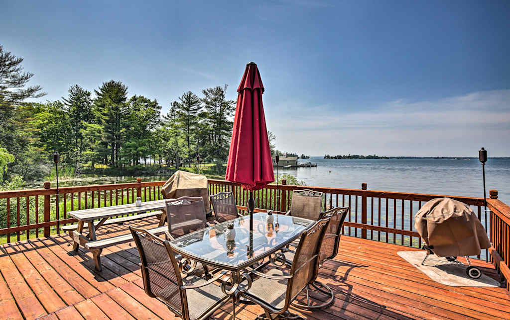 New Secluded 1000 Islands Riverfront Cabin W Views