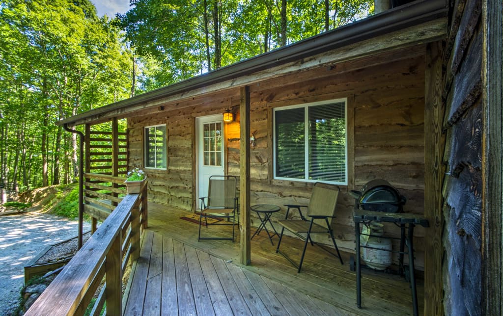 Cozy Robbinsville Cabin W Deck Forest Views