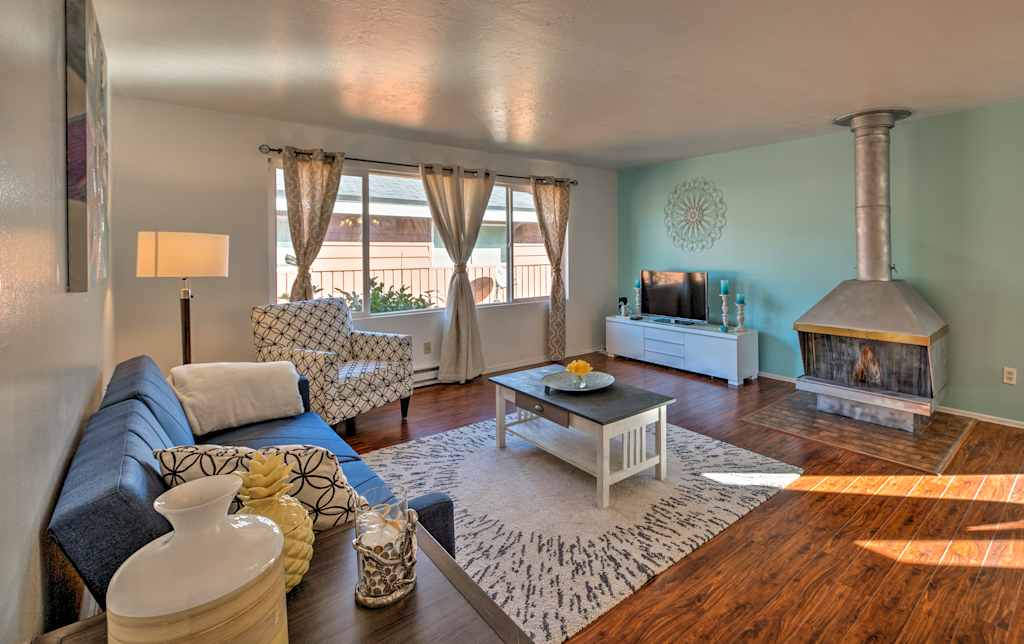 New Chic Seattle Apartment Near The Space Needle