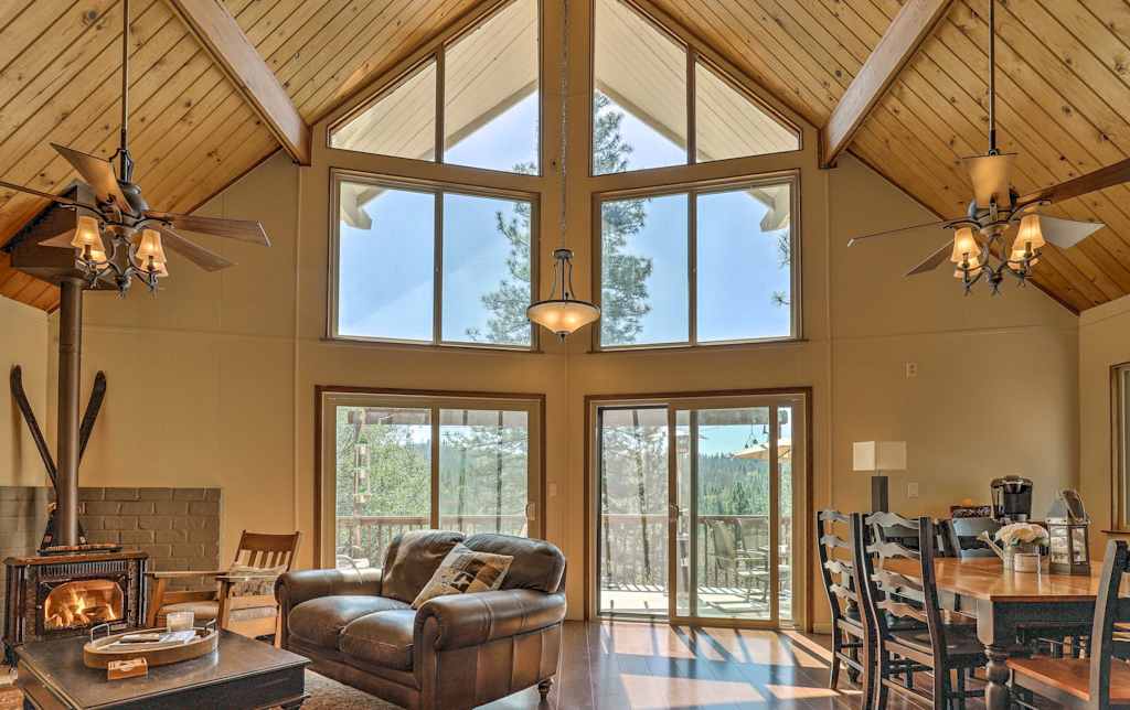 Pine Mountain Lake Cabin W Deck Evolve Vacation Rental