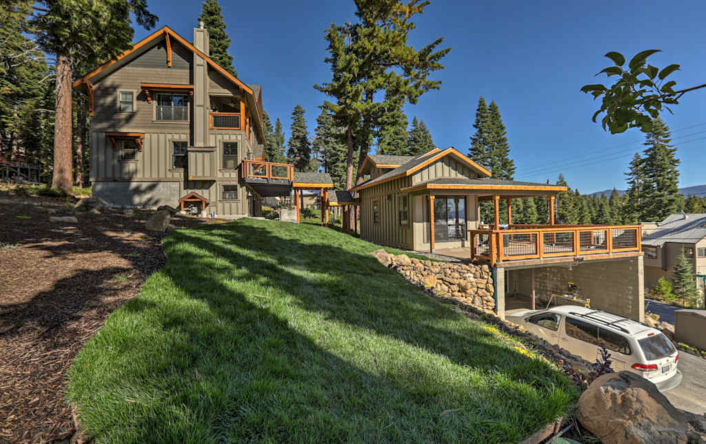 New Luxe Lake Tahoe Cabin 10 Mi To Squaw Valley