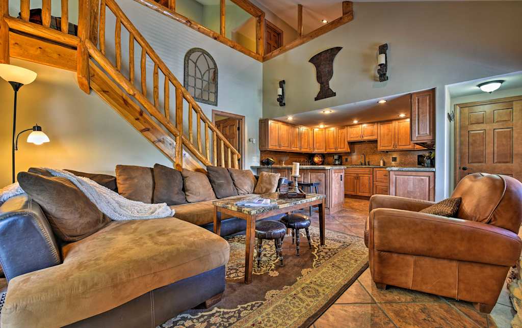 New Park City Base Condo W Pool Hot Tub Access