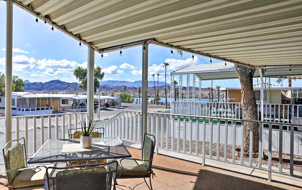 Cozy Cottage W Deck Steps To Lake Havasu