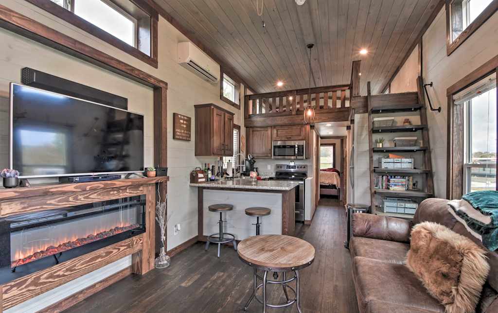 Modern Morganton Tiny Home W Hot Tub Access