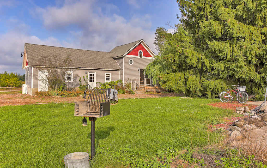 Leelanau Country Cottage Is Home Away From Home