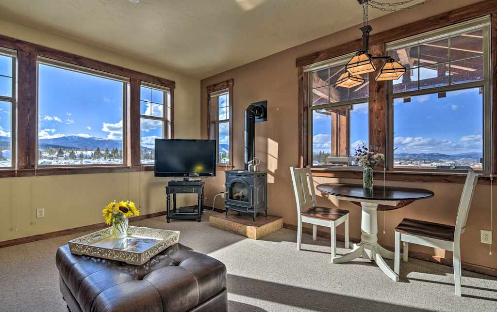 New Craftsman Condo W View Private Hot Tub