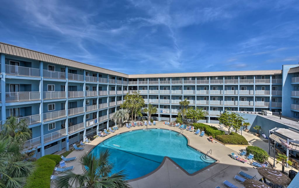 Hilton Head Resort Condo W Pools Beach Access