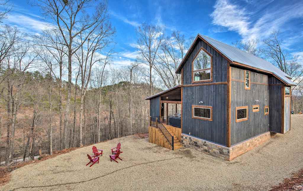 Contemporary Broken Bow Cabin W Deck Hot Tub