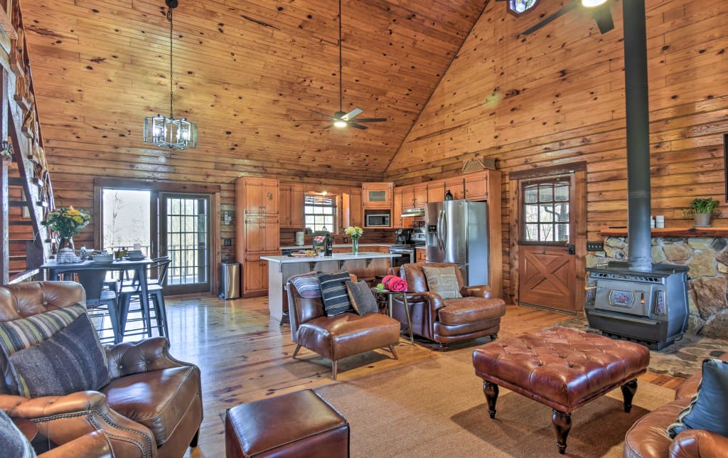 Private Luxury Log Cabin Near Hot Springs Lakes