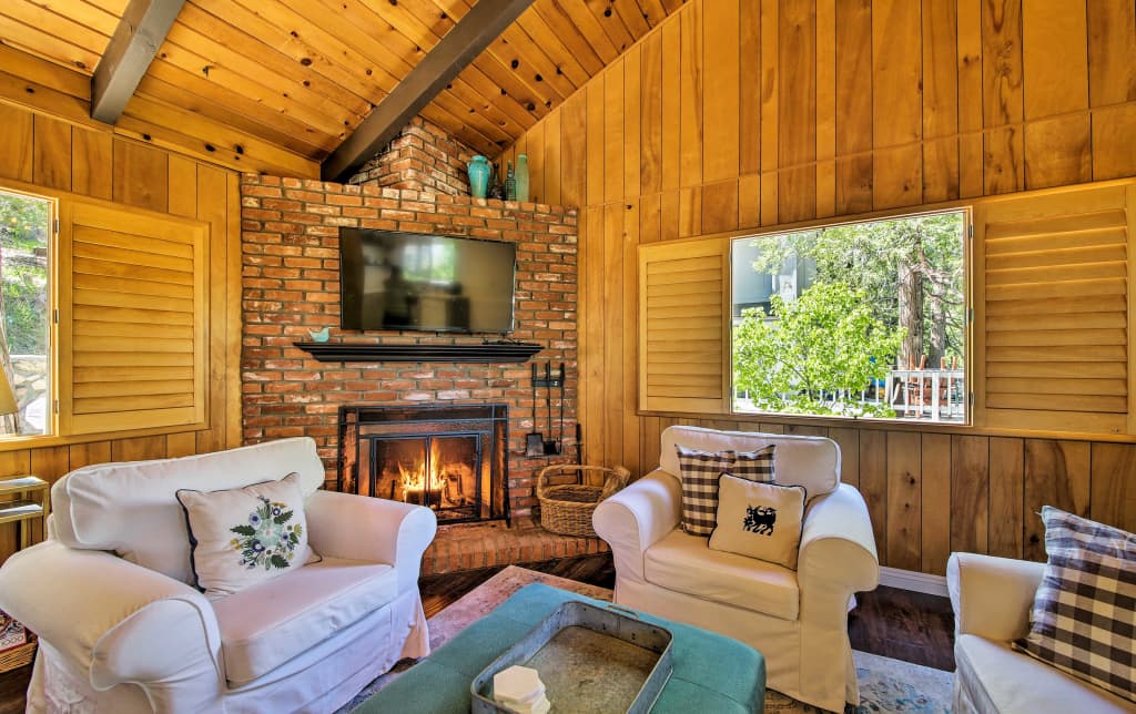 Winter Retreat Evolve Vacation Rental