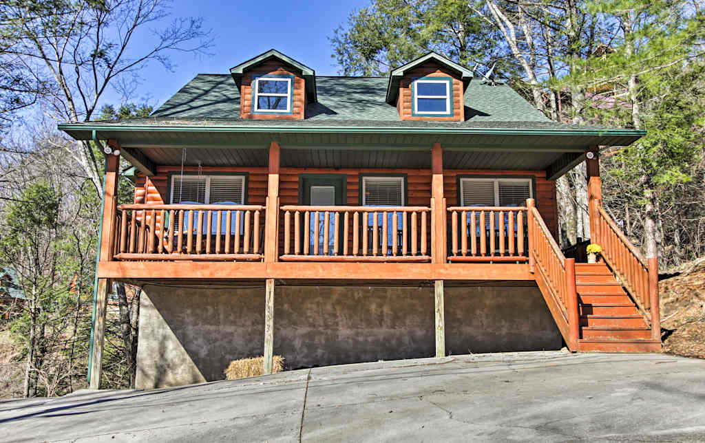 Gatlinburg Cabin W Hot Tub 1 Mi To Downtown