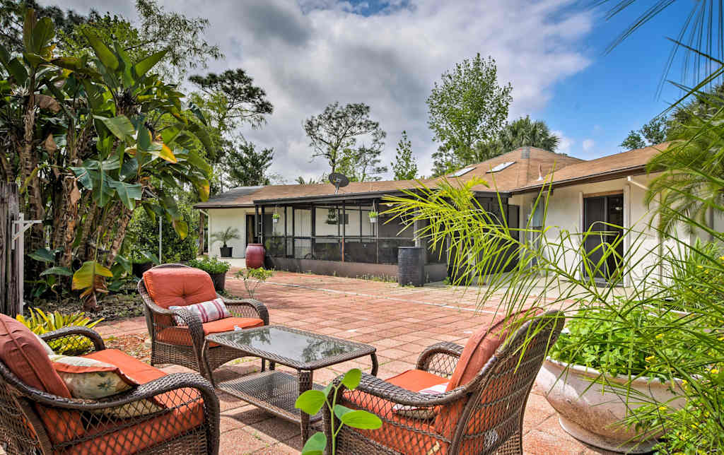 New Labelle Cottage W 10 Acres Prvt Hot Tub