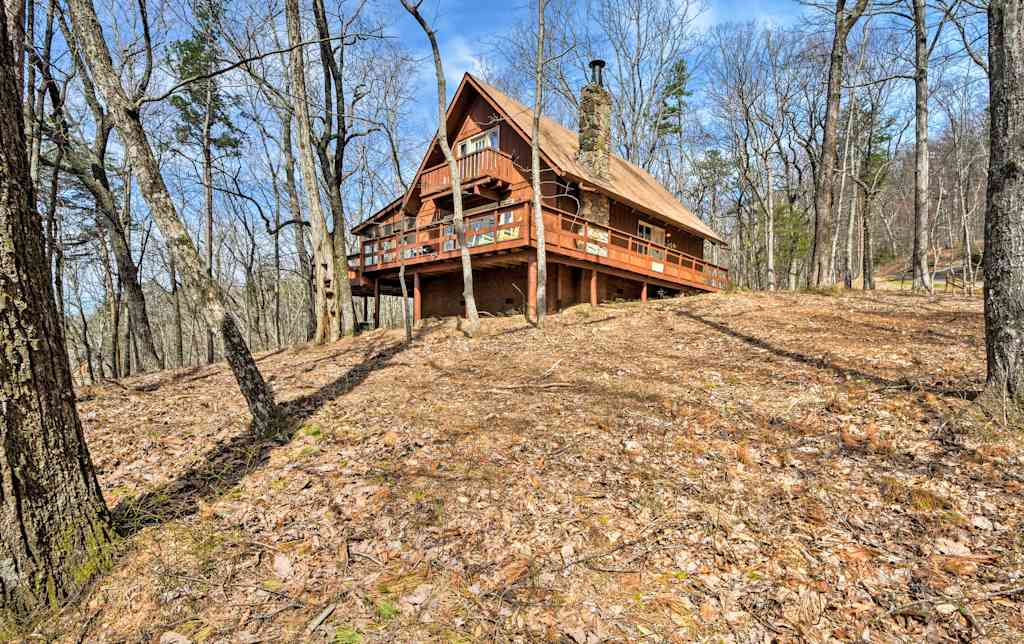 Mountain Cabin W Hot Tub Near Hiking Fishing