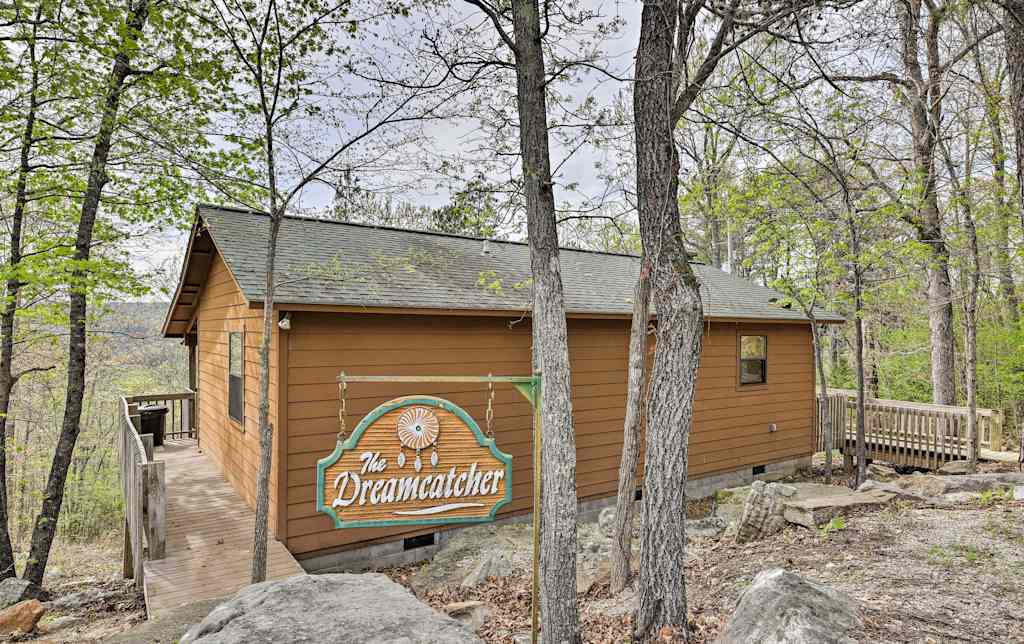 The Dreamcatcher Mountain View Cabin W Deck
