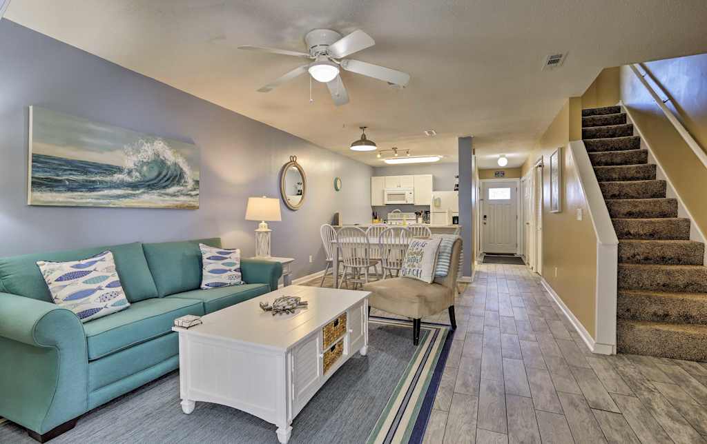 Chic Panama City Condo 300 Foot Walk To Beach