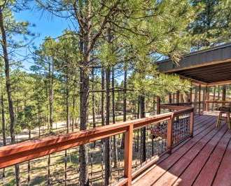 Cabin With Deck Hot Tub 2 Miles To Ski Apache