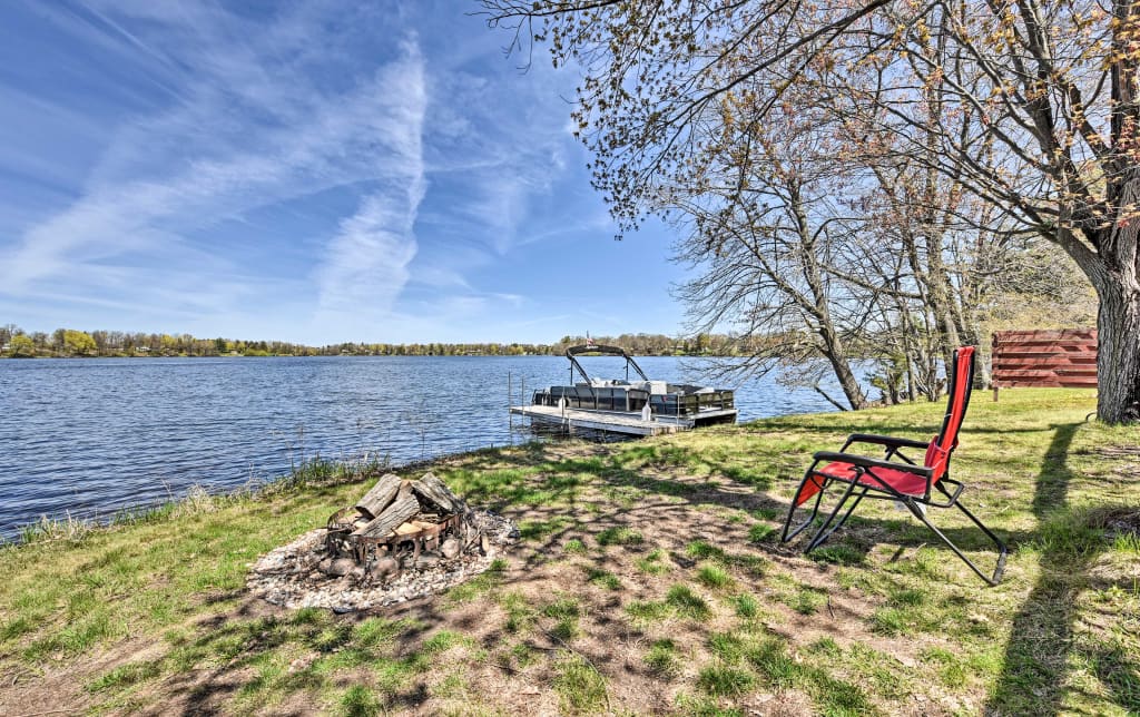 Remodeled Rice Lake Hideaway W Pontoon Rental