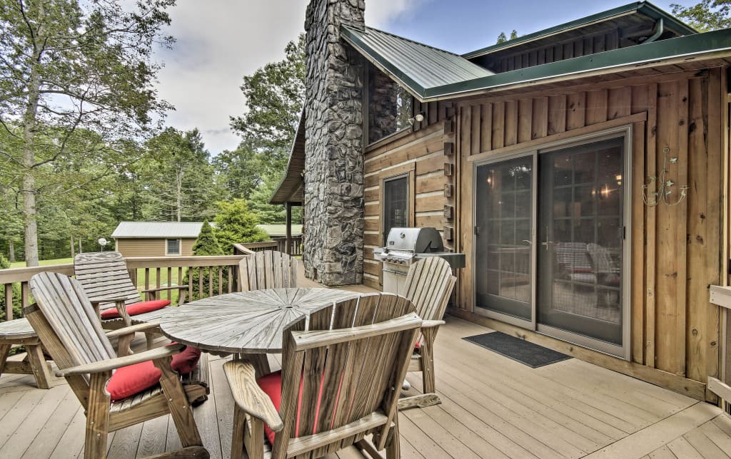 Creekside Berkeley Springs Cabin On 35 Acres