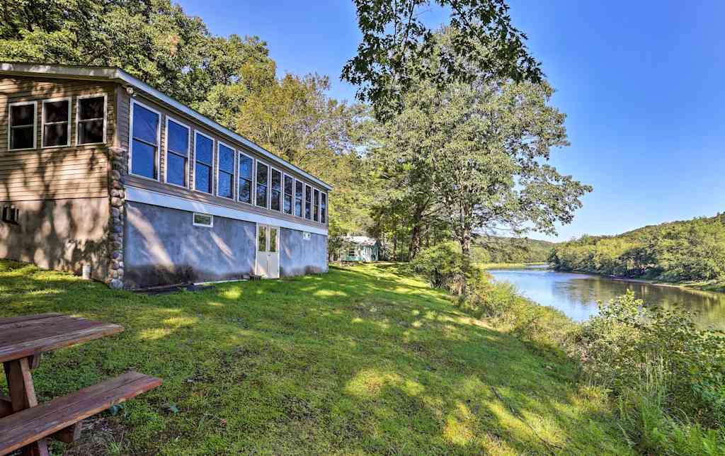 Beach Lake Cabin On Delaware River W Sunroom