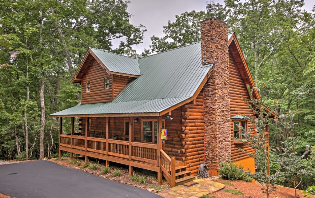 Log Cabin W Deck In Chattahoochee Nat L Forest