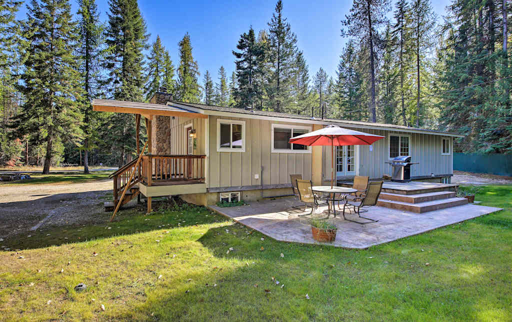 New Quaint Priest Lake Cabin W Patio 1mi To Lake