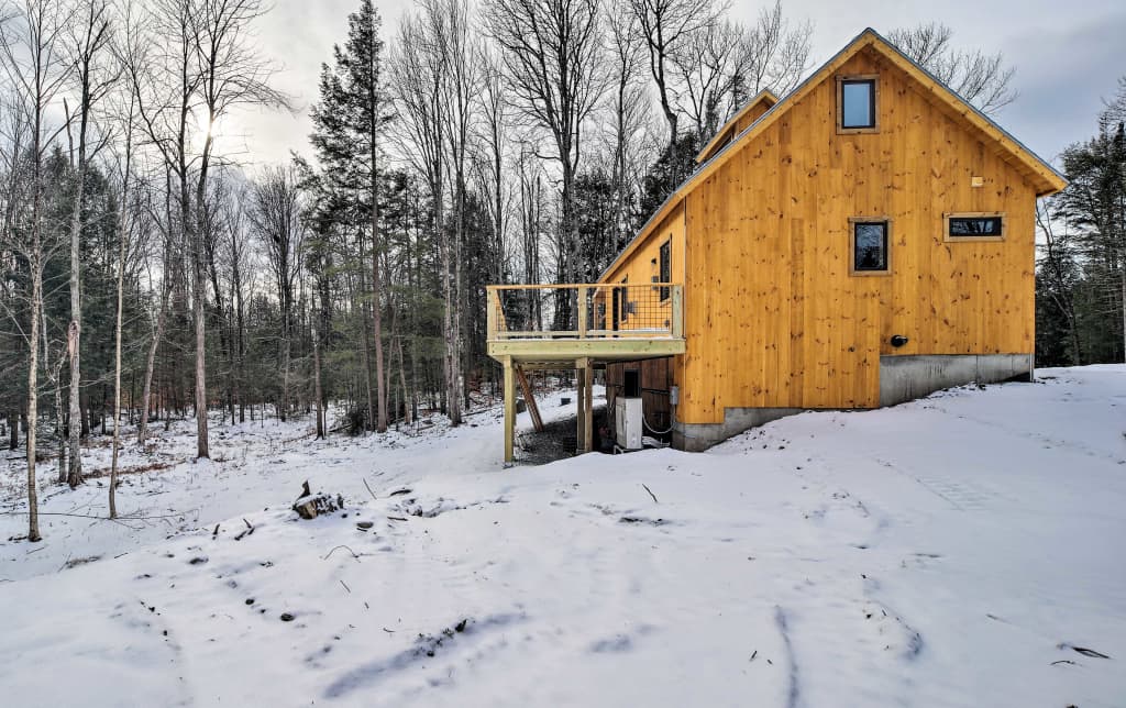 Newly Built Cabin W Hot Tub 16 Mi To Stowe Mtn