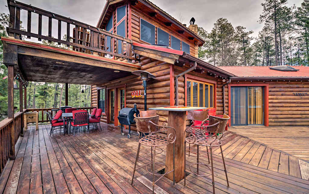 Unique Bear Country Cabin In Ruidoso W Hot Tub